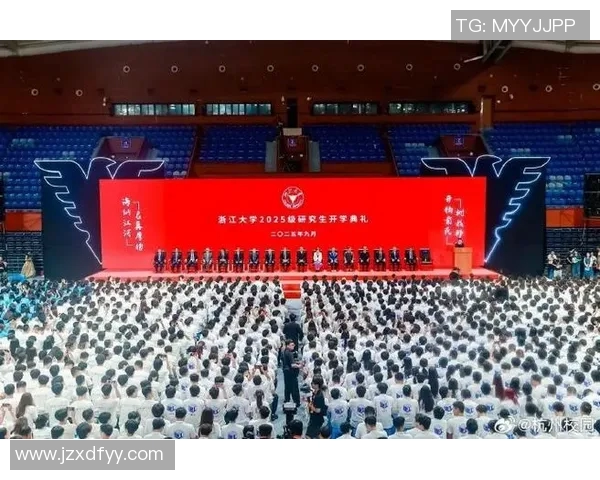 足球明星齐聚一堂为高考学子加油助威共同迎接人生新挑战